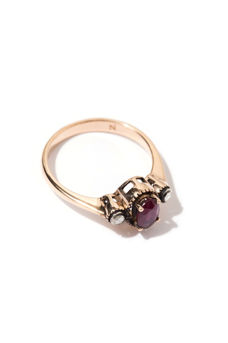 Ruby ve Elmas Yüzük - Art Collection